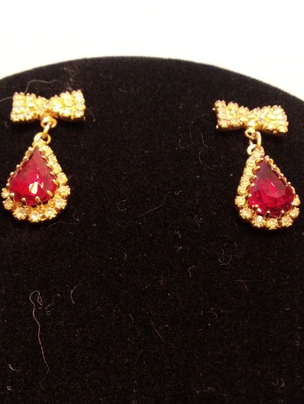 Gold-Tone Red Teardrop Drop Earrings with Crystal Accents